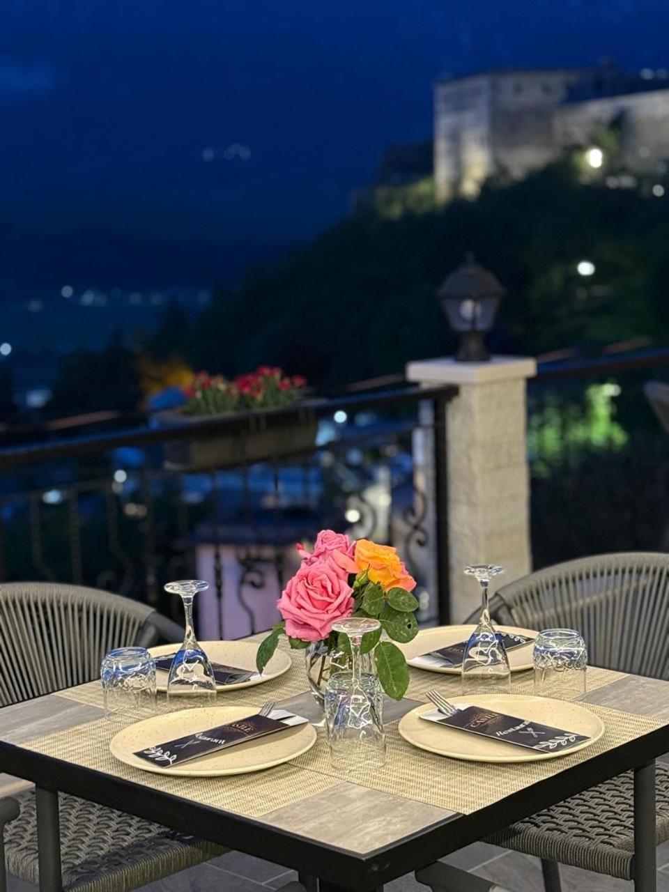 Castle Hotel Gjirokastër 外观 照片